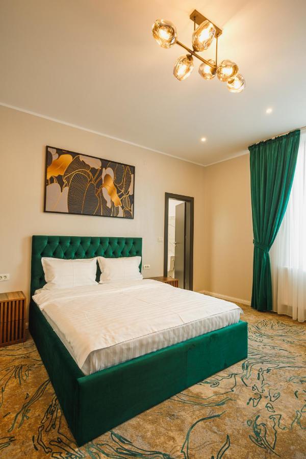 Motel Andra Tecuci ภายนอก รูปภาพ