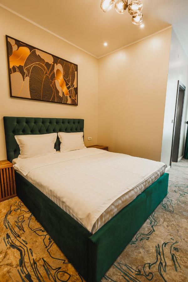 Motel Andra Tecuci ภายนอก รูปภาพ
