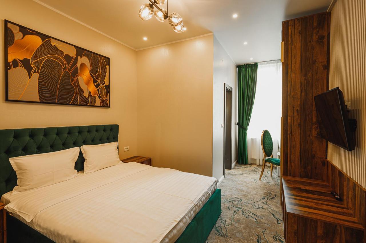 Motel Andra Tecuci ภายนอก รูปภาพ