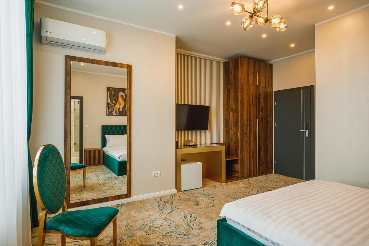 Motel Andra Tecuci ภายนอก รูปภาพ