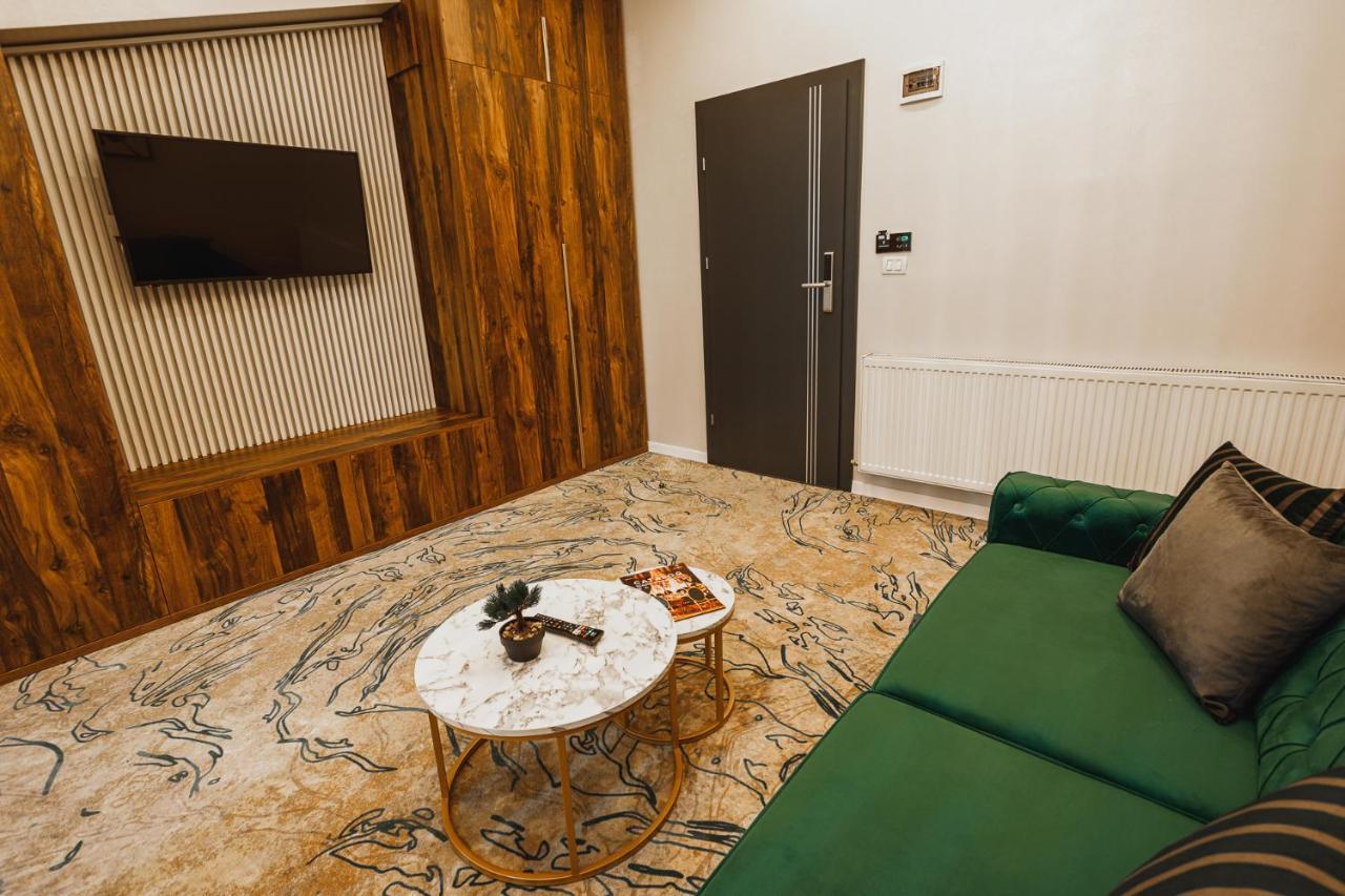 Motel Andra Tecuci ภายนอก รูปภาพ