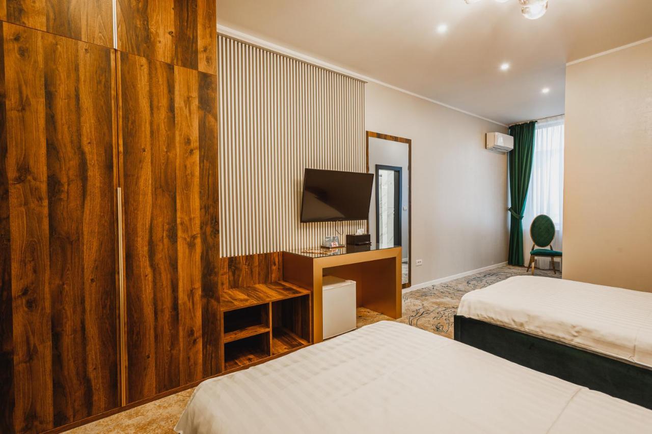 Motel Andra Tecuci ภายนอก รูปภาพ